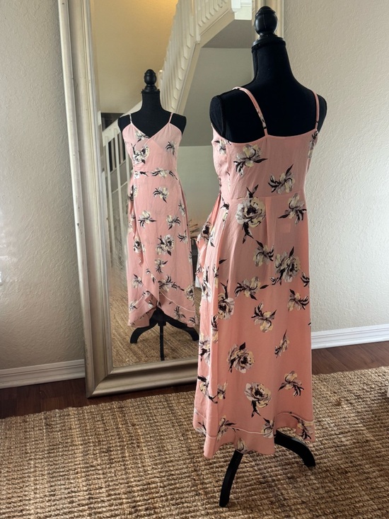 Jennifer Lopez Dresses & Skirts - NWT Jennifer Lopez maxi Summery Romantic Floral Rose wrap dress originally $60